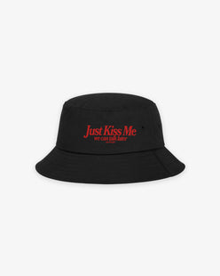 Bucket Hat Flex Fit - Just Kiss Me