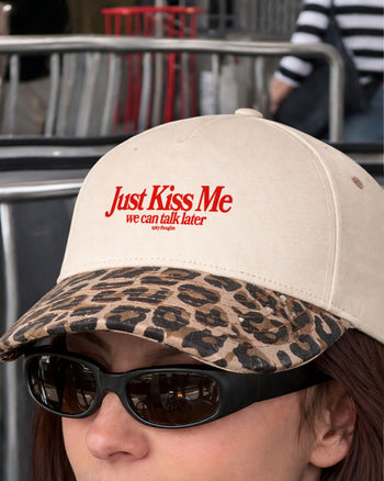 Cap Leopard - Just Kiss Me