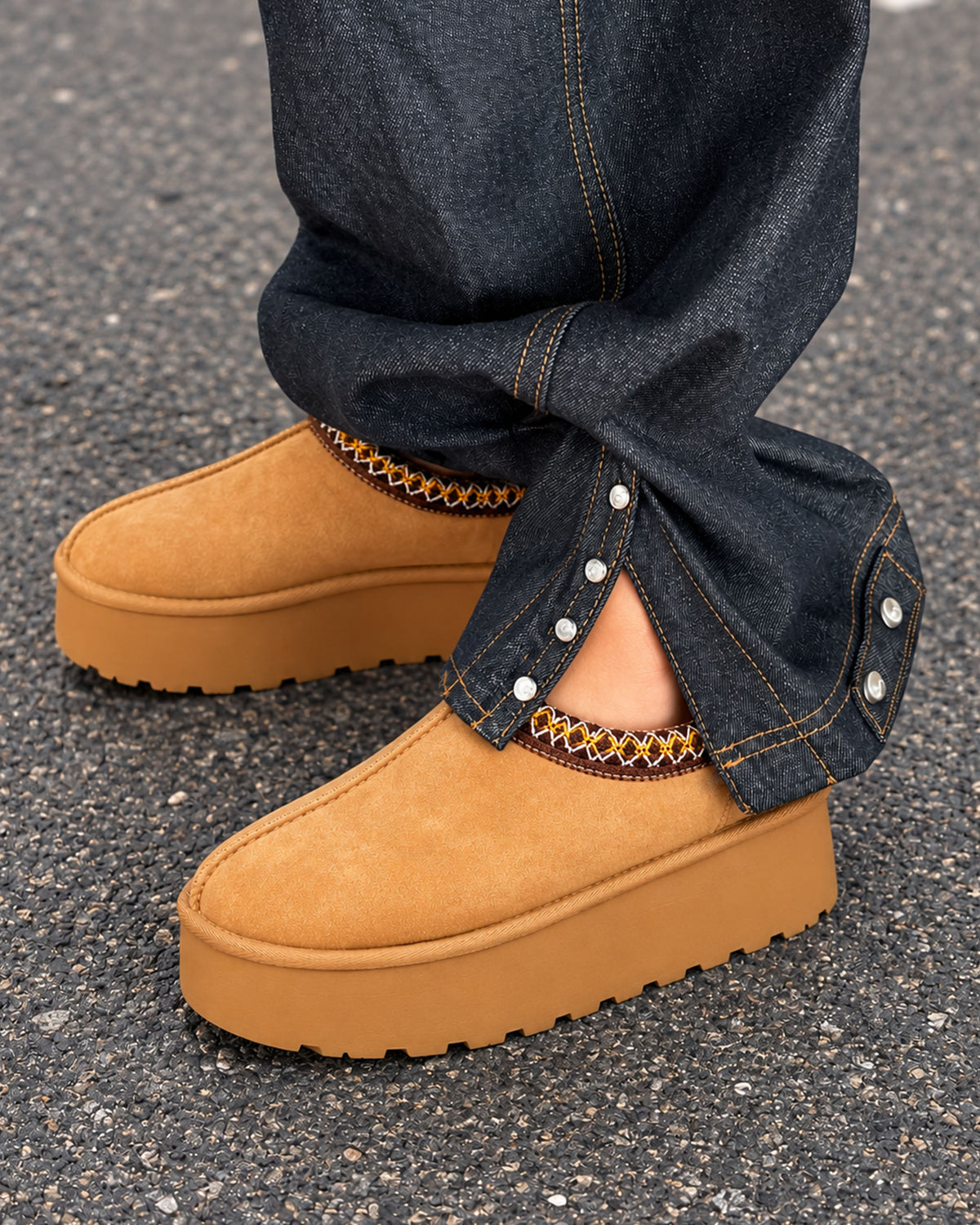 Chunky Platform Clogs