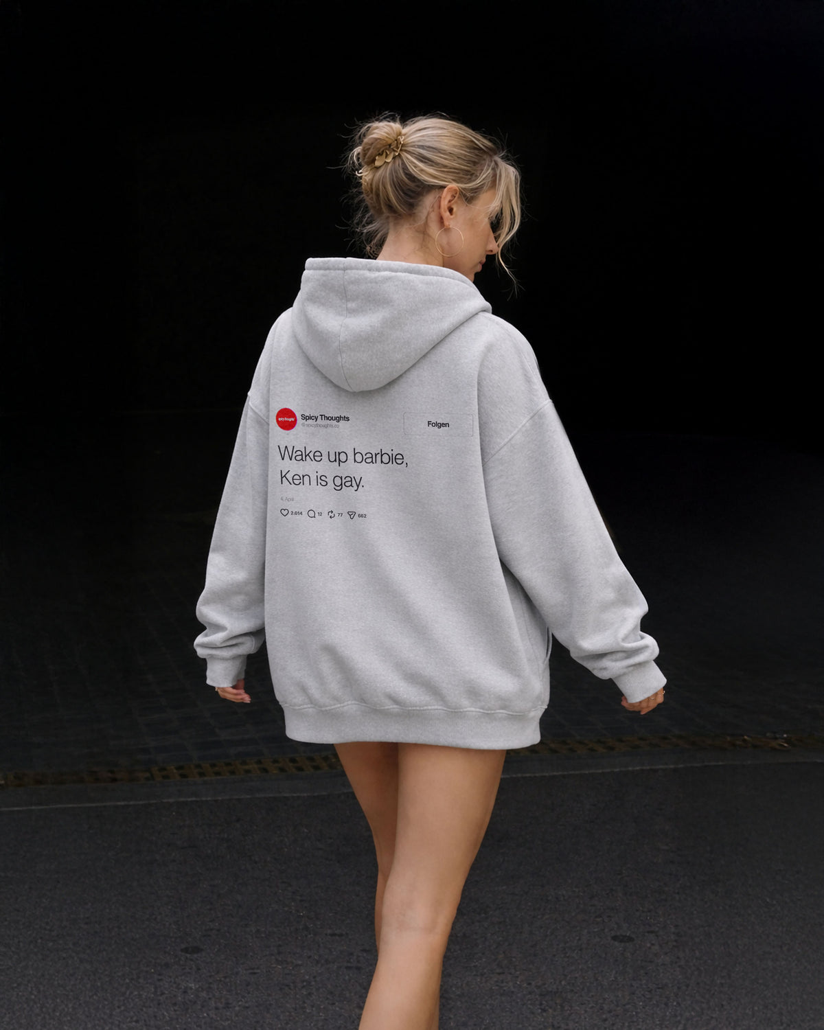 Oversized Hoodie - Wake Up Barbie "Feed"