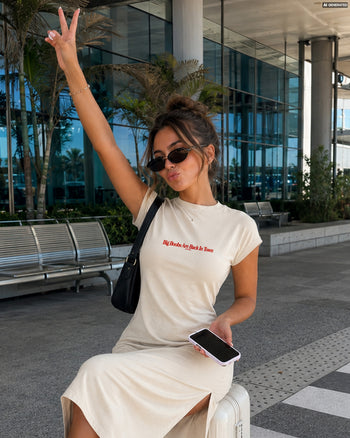 Long Dress Girls - Big Boobs Are Back In Town