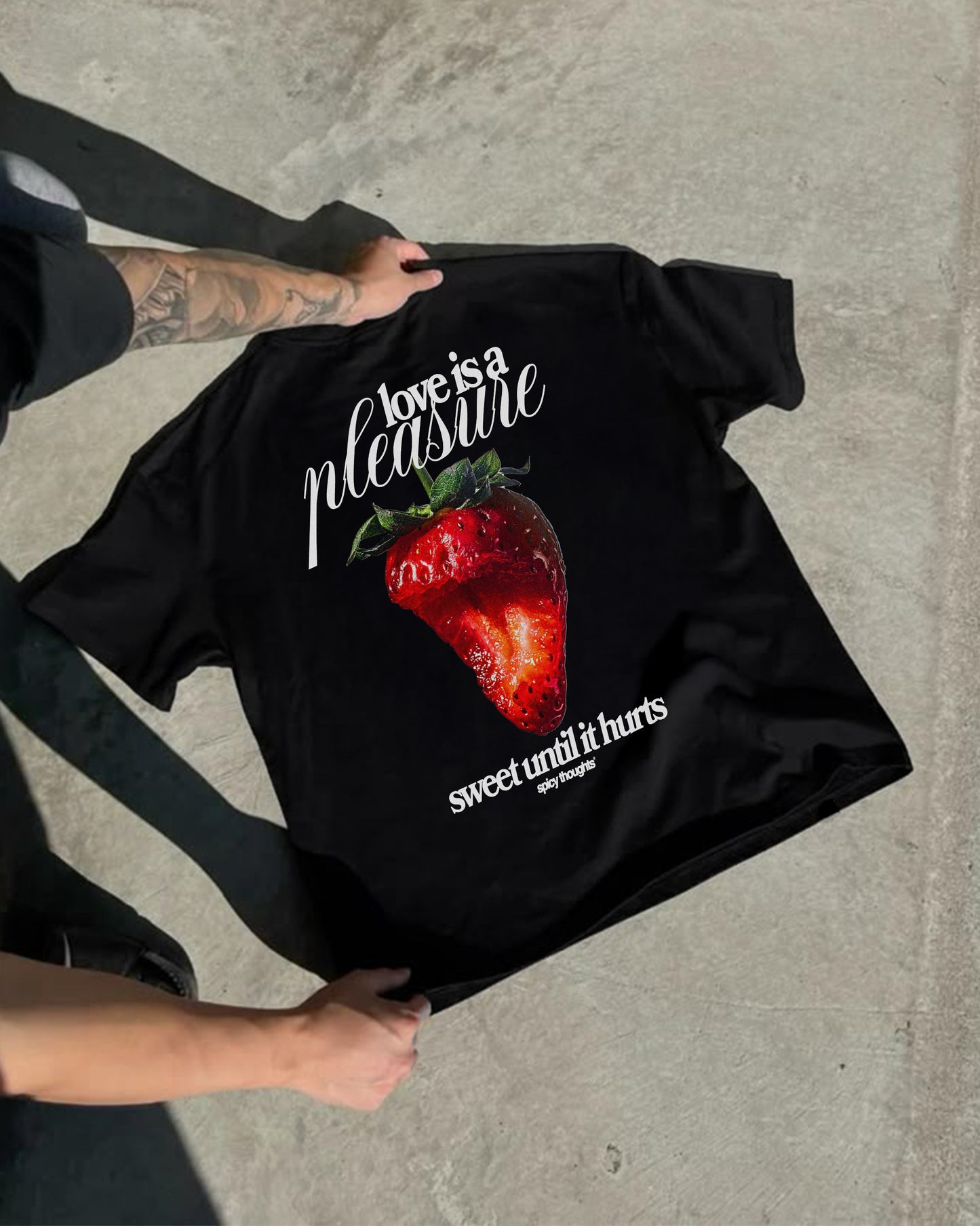 Heavy Oversized Tee - Love Is a Pleasure
