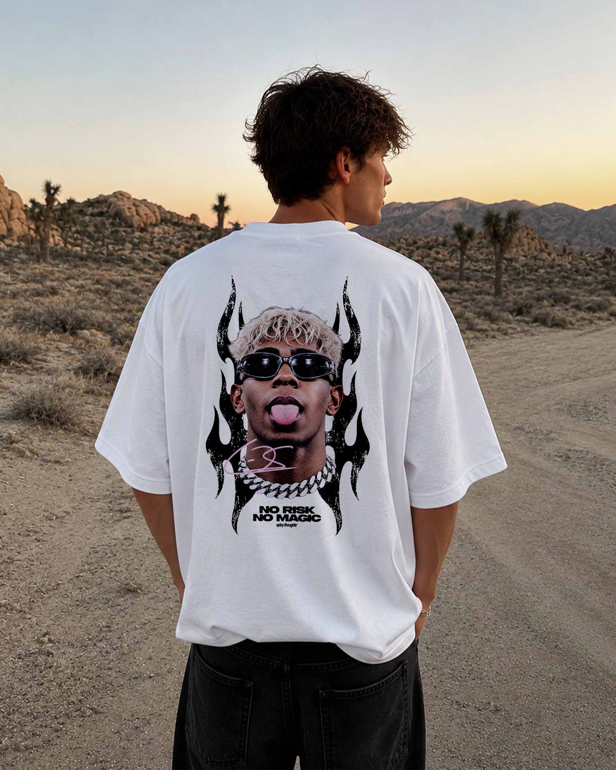 Heavy Oversized Tee - No Risk No Magic