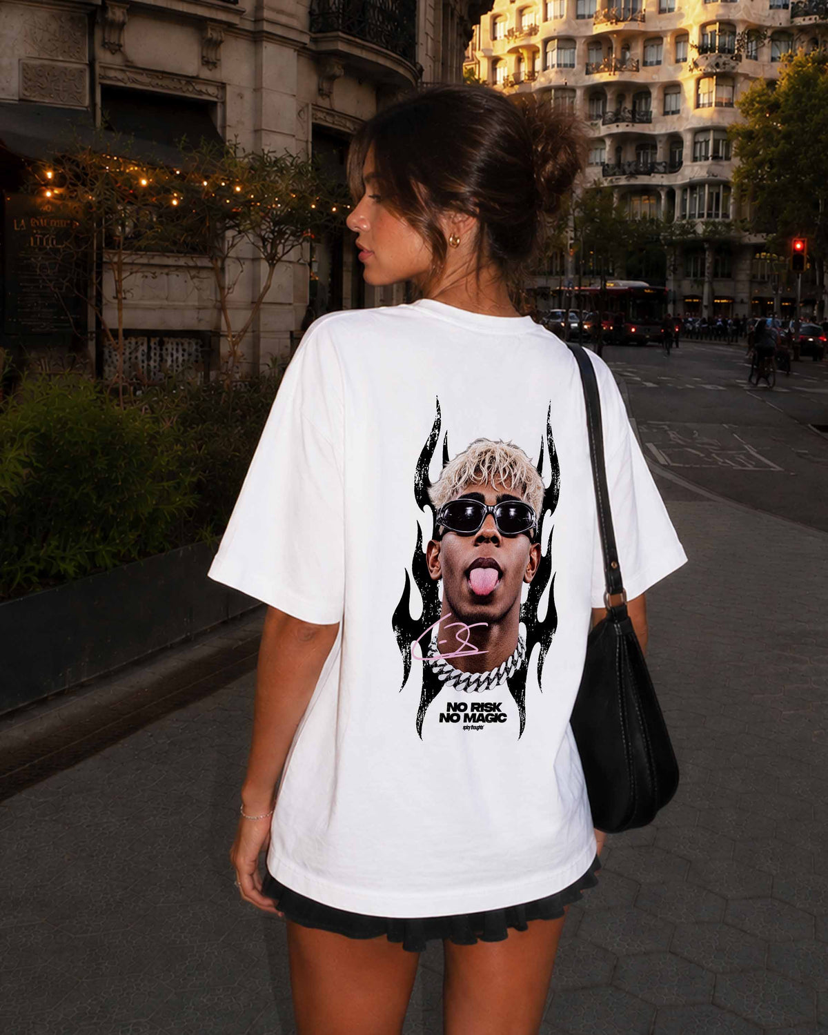 Heavy Oversized Tee - No Risk No Magic