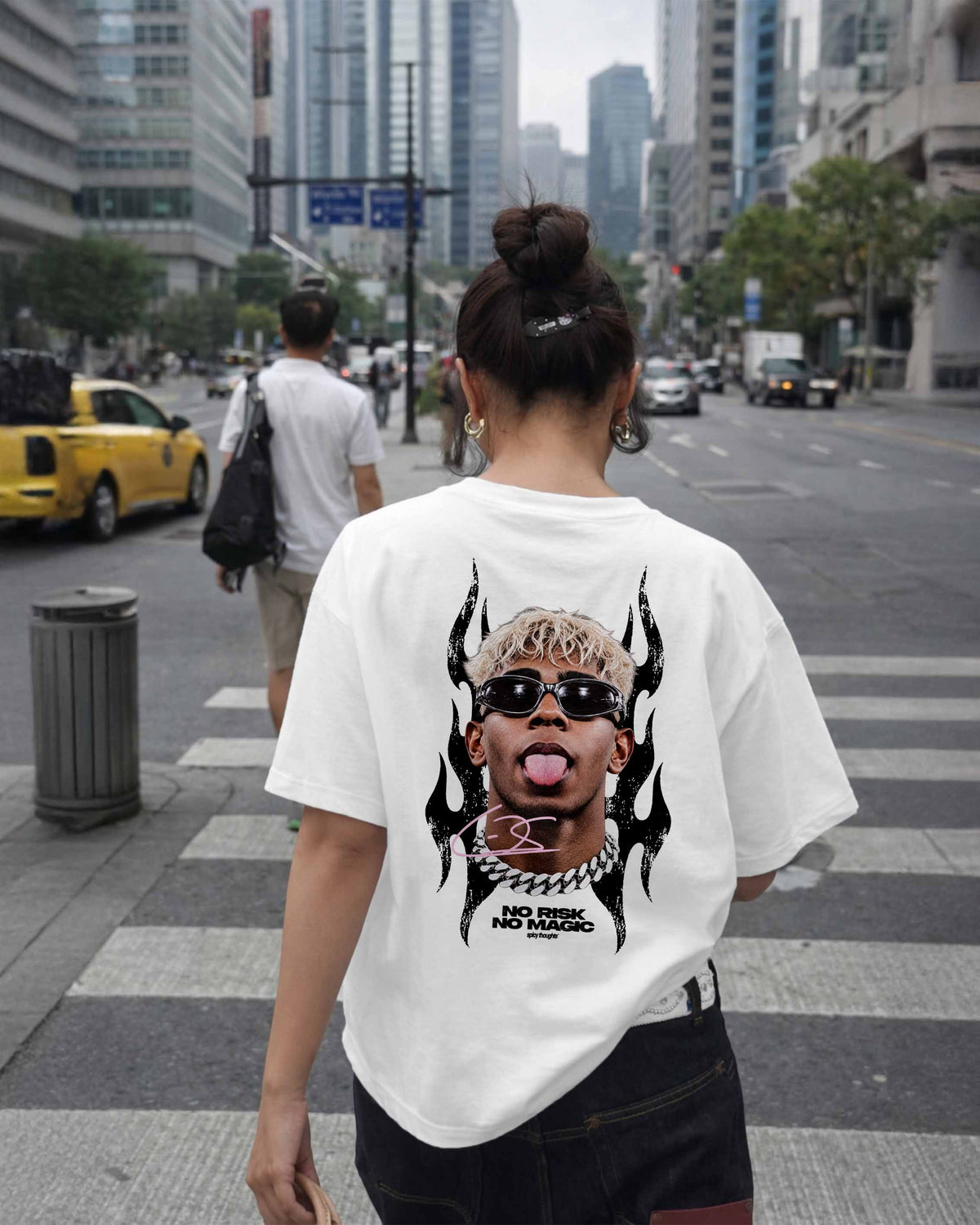 Heavy Oversized Tee - No Risk No Magic
