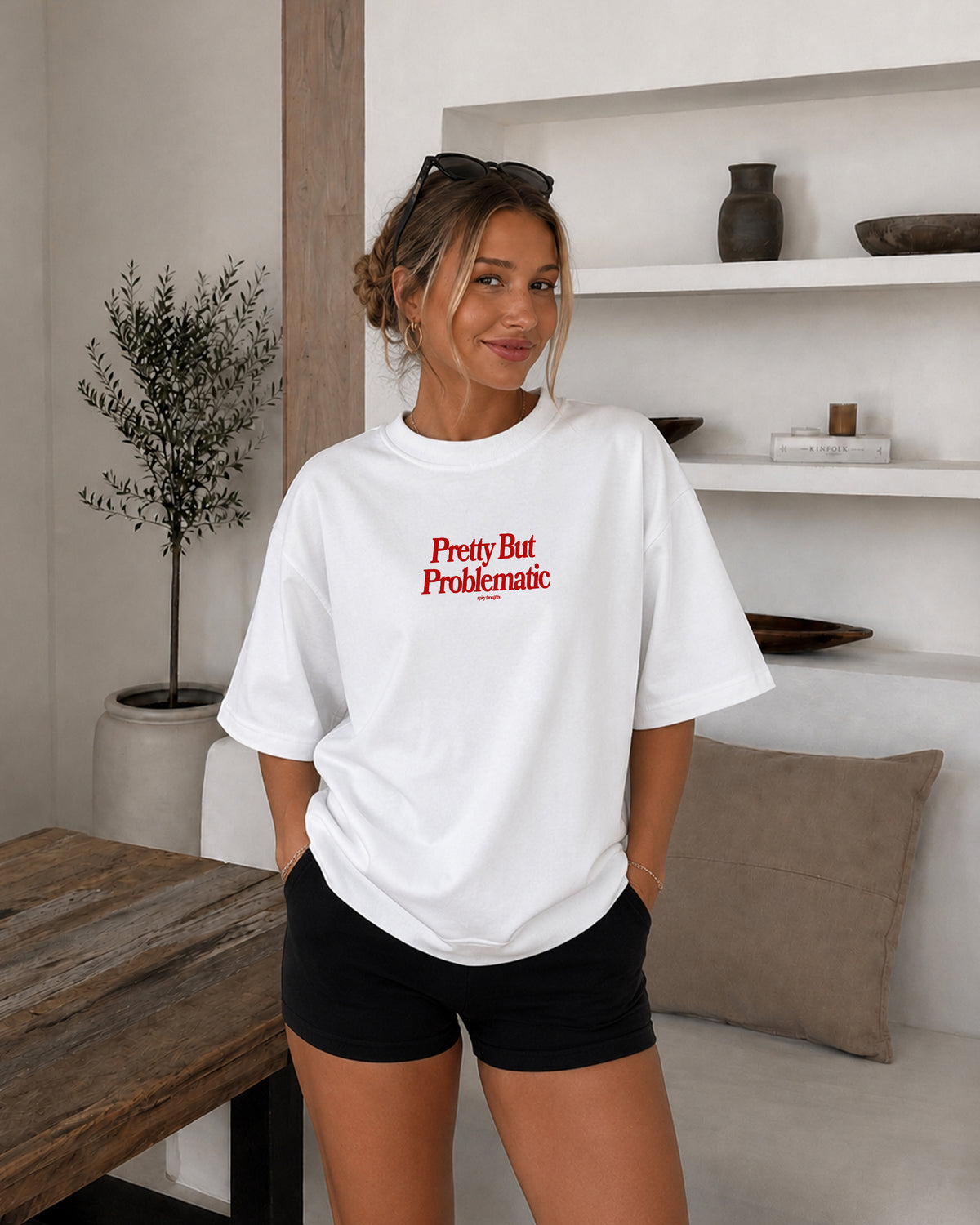Heavy Oversized Tee - Pretty but problematic