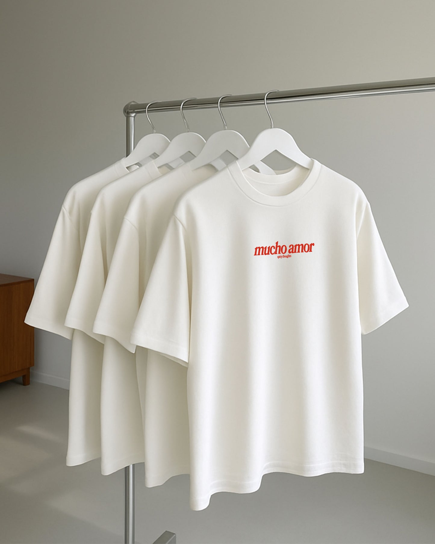 Heavy Oversized Tee White - Mucho Amor